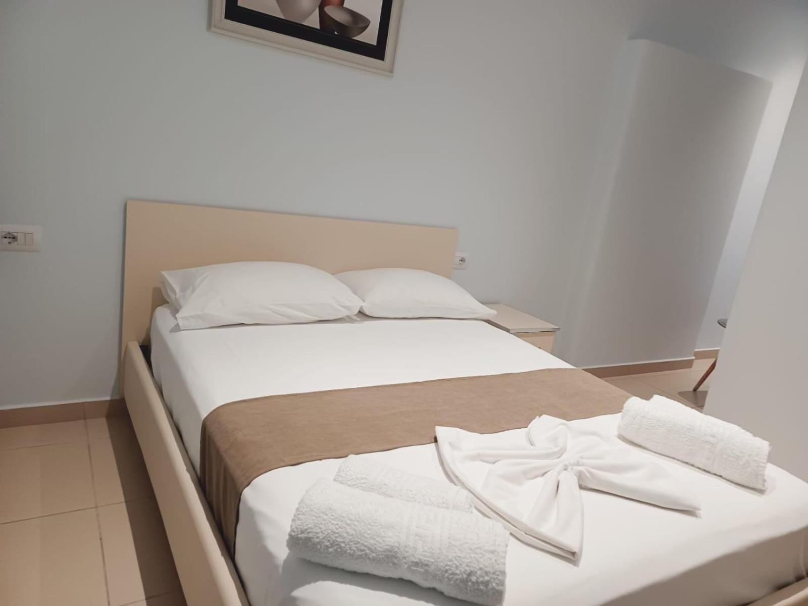 Arileo Hotel Himarë Værelse billede