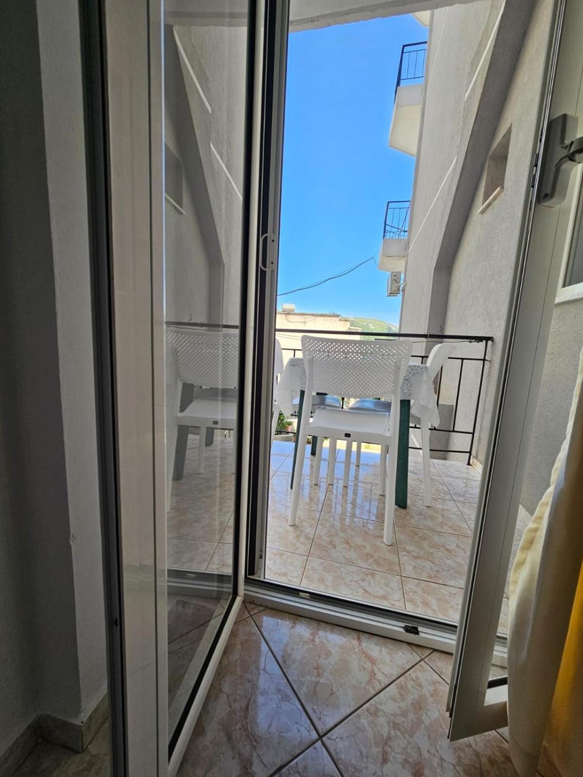 Arileo Hotel Himarë Værelse billede
