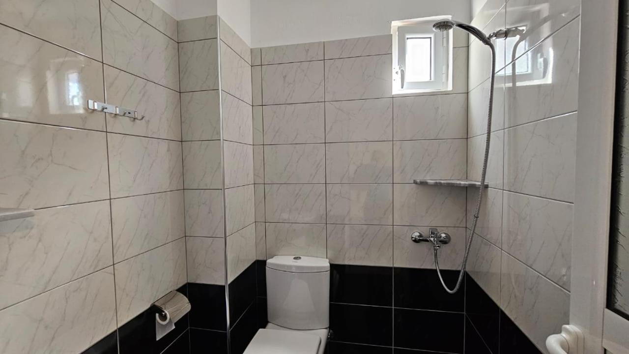 Arileo Hotel Himarë Værelse billede