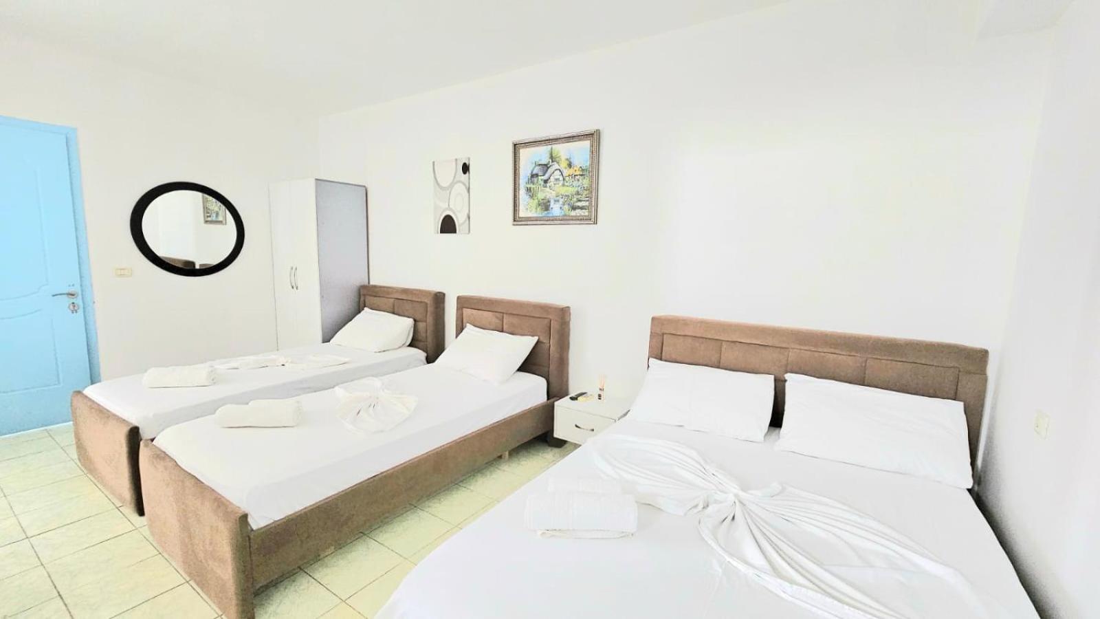 Arileo Hotel Himarë Eksteriør billede