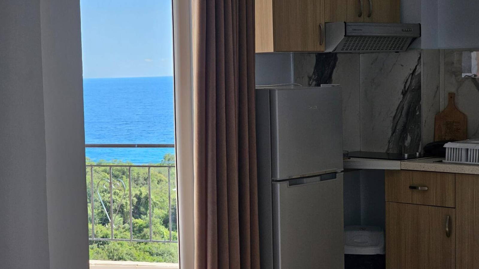 Arileo Hotel Himarë Værelse billede
