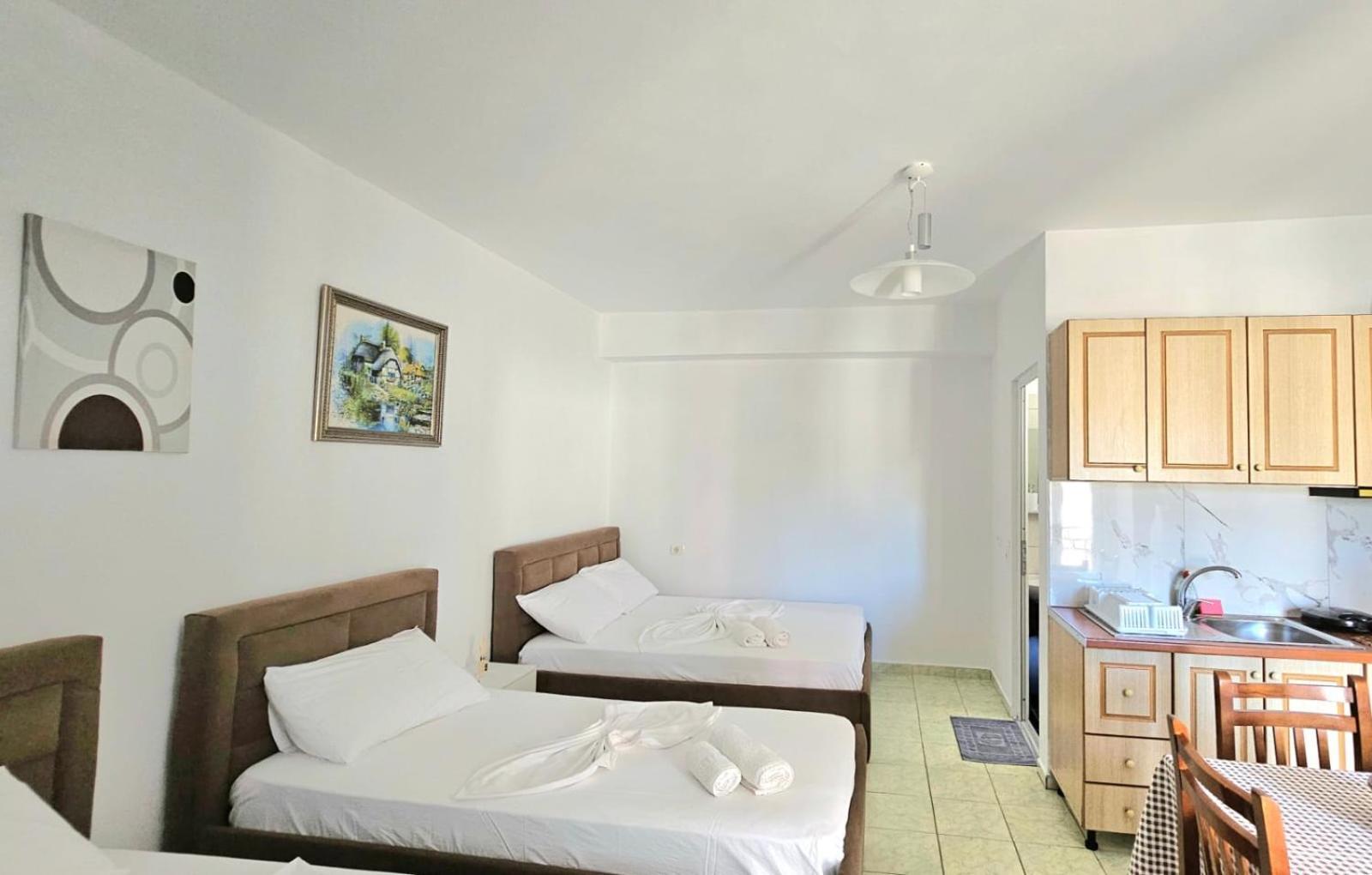 Arileo Hotel Himarë Værelse billede