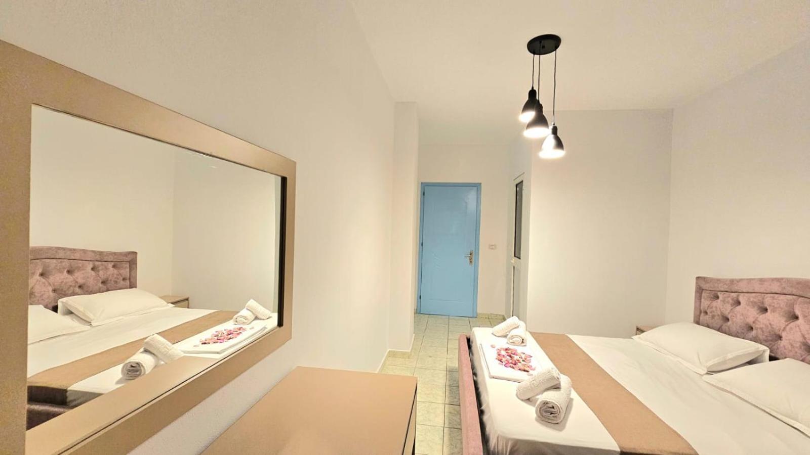 Arileo Hotel Himarë Eksteriør billede
